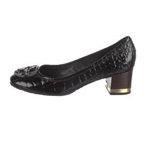 Tory Burch Black leather Embossed Pumps